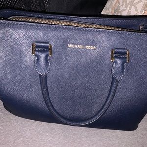 Michael kors satchel